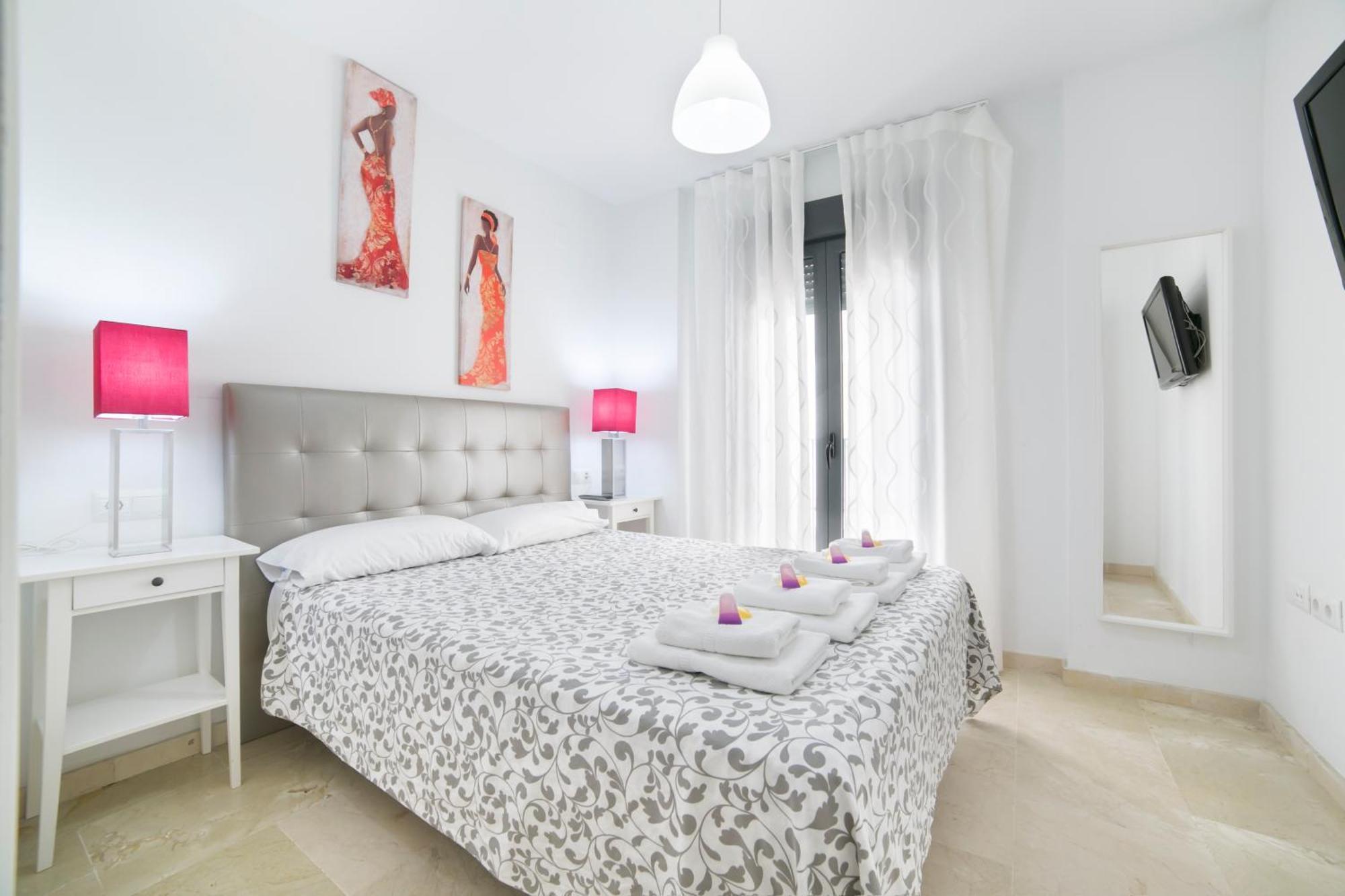 Apartamentos Salamanca Málaga Quarto foto