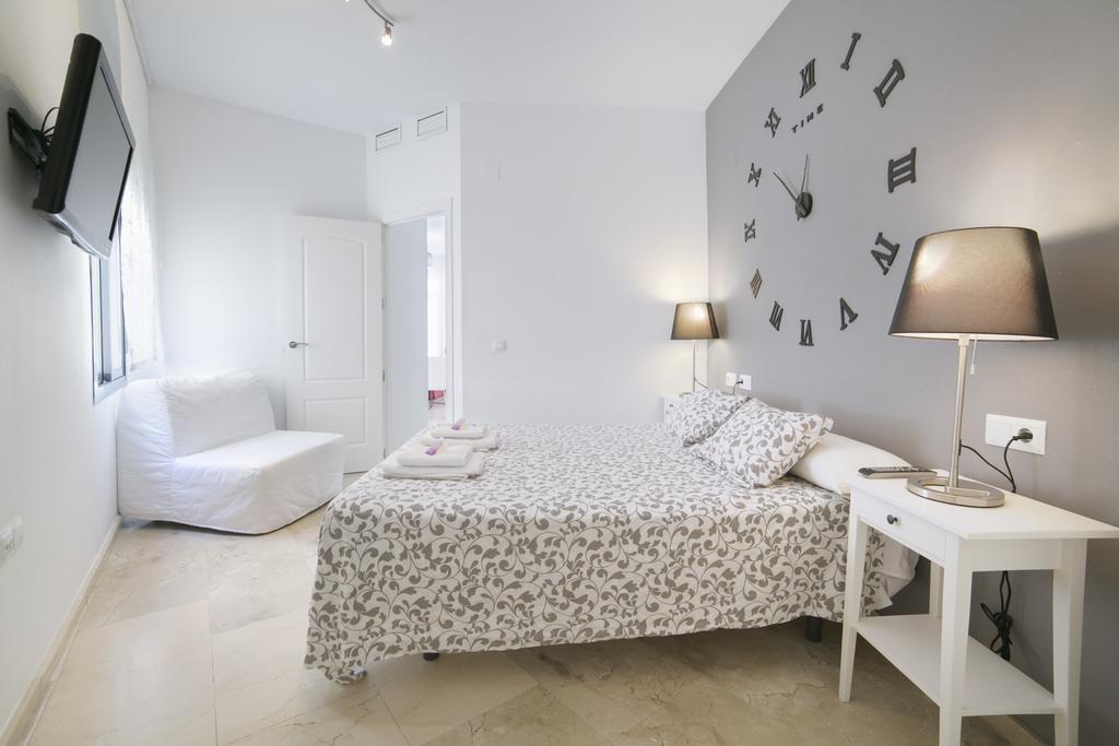 Apartamentos Salamanca Málaga Quarto foto
